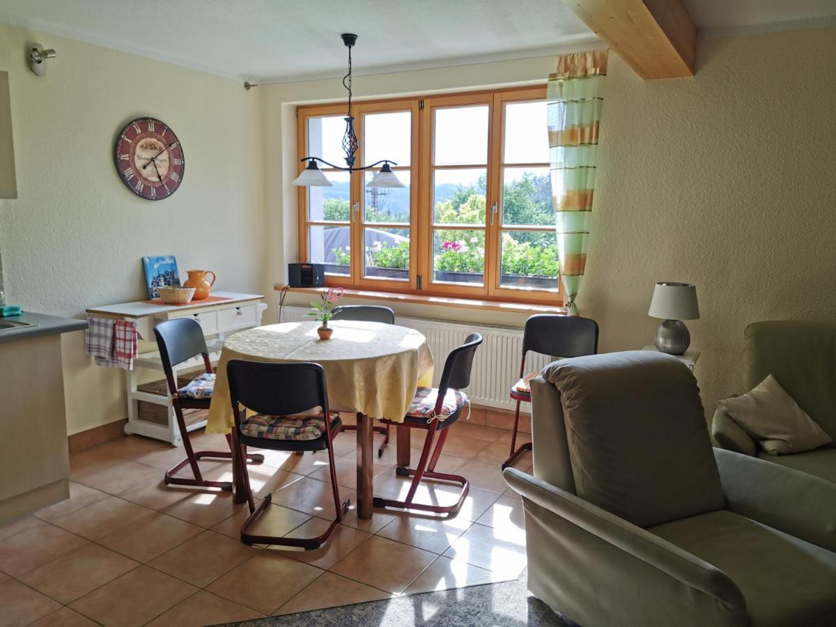 Ferienwohnung "Am Saalehaken" Gossitz Екстериор снимка